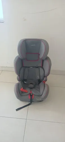 Cadeirinha kiddo pilot ,até 38kg.
