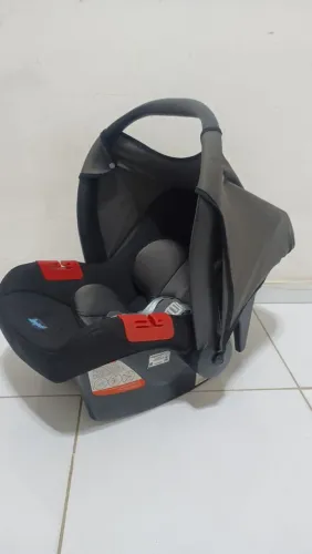 Bebê conforto Burigotto cinza