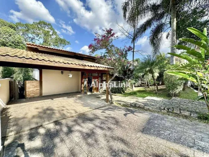 Casa com 5 dormitórios à venda, 321 m² por R$ 1.790.000,00 - Fazendinha - Carapicuíba/SP