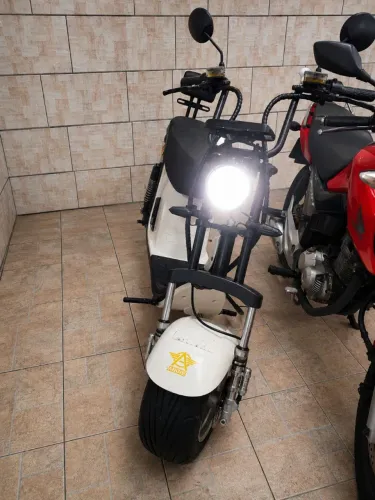 Moto elétrica
