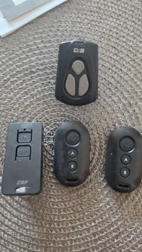 Controles para Portão de Garagem 