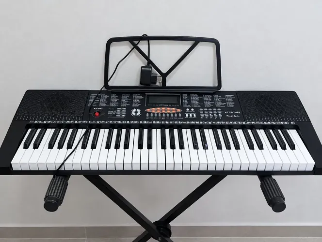 Key Power KP100 de 61 teclas, Teclado + Suporte