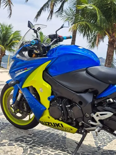 GSX-S 1000F VENDO OU TROCO