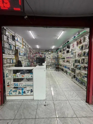 VENDO LOJA ASSISTÊNCIA TÉCNICA DE CELULAR / PASSO O PONTO / ACEITO CARRO OU MOTO