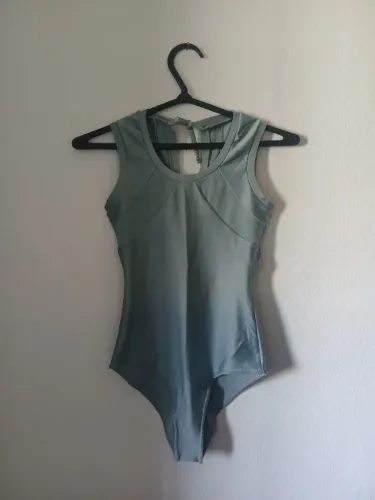 Body/ Maiô verde água novo - veste PP ao M - Com elastano
