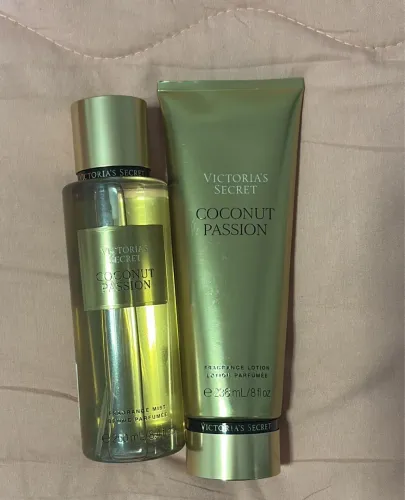 Kit Creme + Body Splash Coconut Victoria Secrets