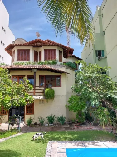 Casa maravilhosa para aluguel e venda com 393m no Bairro Riviera Fluminense