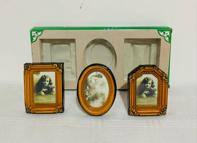 Mini Porta Retratos Antigos De Mesa Trio Na Caixa Década 80