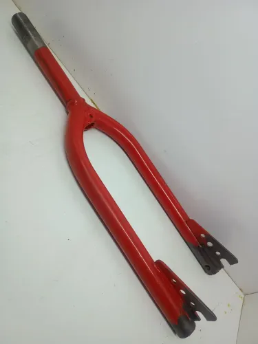 Garfo vermelho bicicleta antiga BMX Cross ARO 20