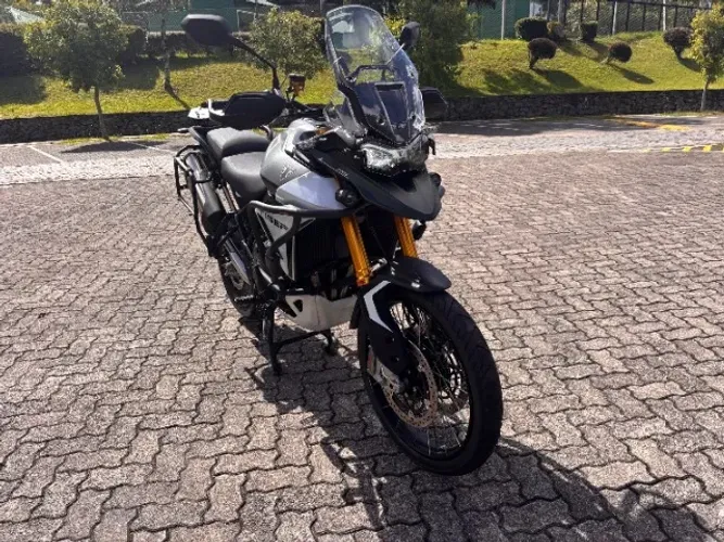 MOTO IGUAL A ZERO