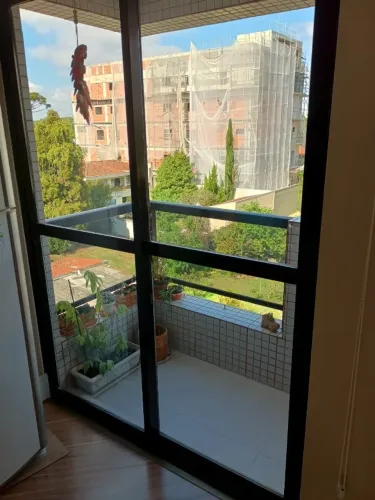 PORTA ALUMÍNIO PRETO USADA