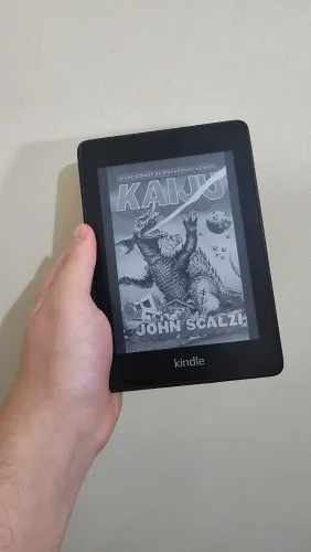 Kindle Paperwhite 10° geração em bom estado