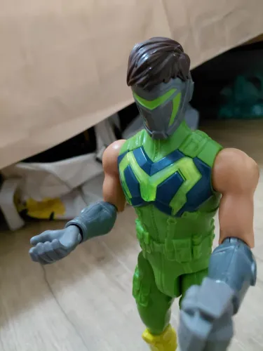 Max steel bem preservado