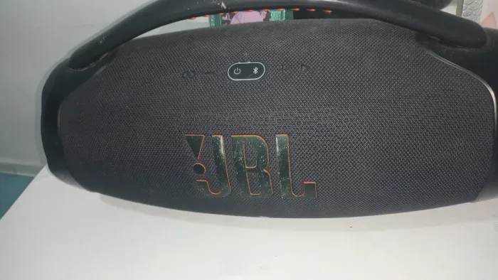 vende-se caixa JBL