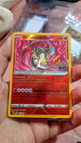 Carta Pokémon TCG Charizard Radiante NM