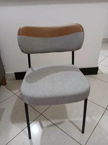 Cadeira para sala de jantar ou escritório 