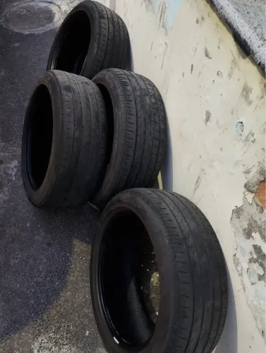 Pneus aro 17 usado