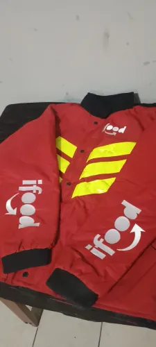 Vendo Jaqueta impermeável 2 em 1