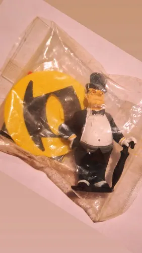 The new Batman adventure - Pinguim -brinde ovo de Páscoa da Nestlé, 2004