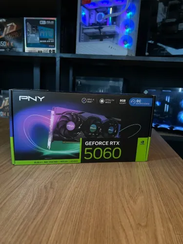 Placa de Vídeo PNY GeForce RTX 5060 EPIC-X RGB OC Triple Fan, 8GB GDDR7, 128-bit (LOJA FÍS
