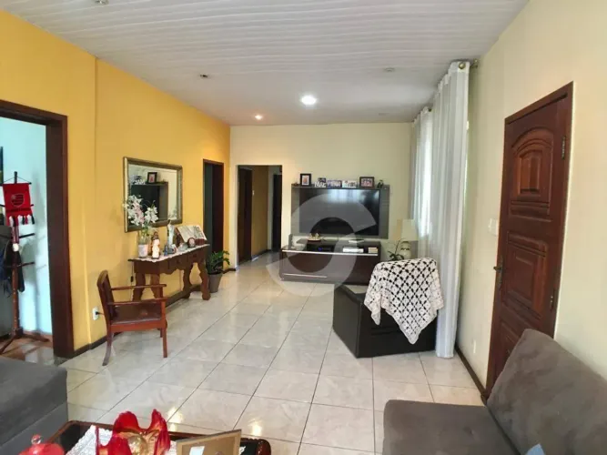 Casa com 6 dormitórios à venda, 300 m² por R$ 550.000,00 - Fonseca - Niterói/RJ