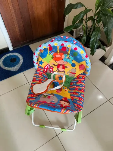Cadeirinha Toca melodias !!! Unissex Fisher Price unissex