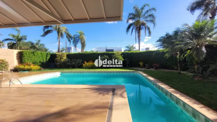 Casa com 3 quartos sendo suíte disponível para venda no bairro Morada da Colina em Uberlân