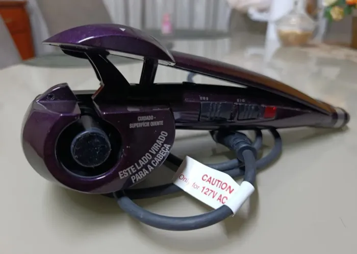 Modelador de cachos Conair. Excelente para definir e modelar os cabelos. Usado apenas 2x!