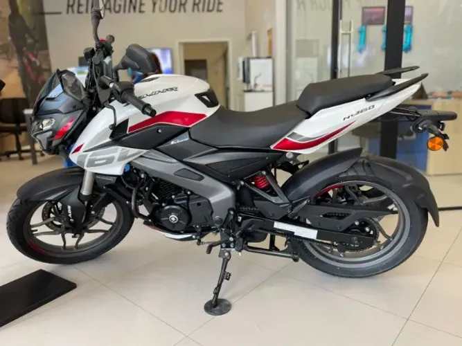 BAJAJ DOMINAR NS 160 0KM