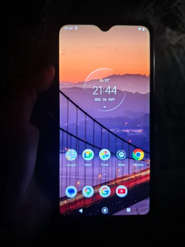 Moto g8Play