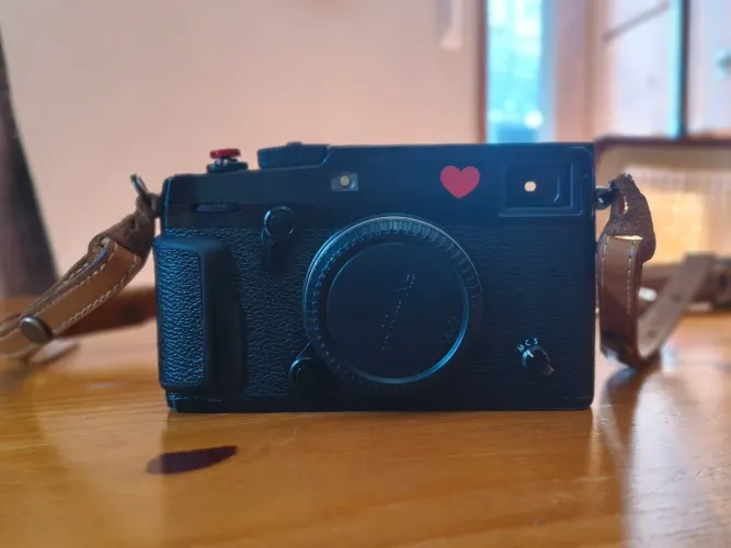 Câmera Fujifilm X-Pro2 (somente corpo) + Baterias Np-W126