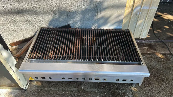 Char broiler 8 bocas Venâncio