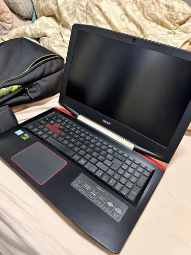 Notebook Gamer Acer Aspire VX 15 - Core I7 / 32GB RAM / GTX 1050 Ti / Armazenamento 1.5TB