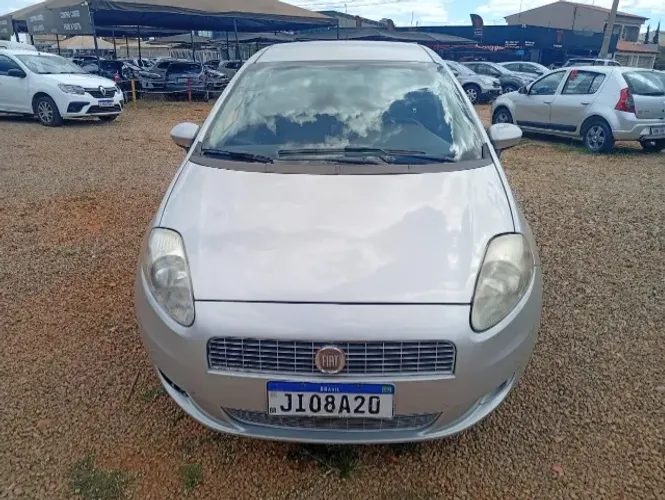 Fiat Punto Essence Dualogic 1.6 Flex 16V 5P 2011