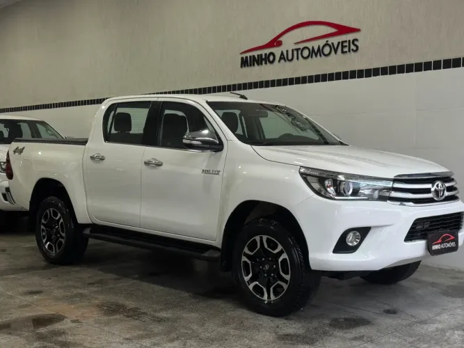 Toyota Hilux CD SRX 4X4 2.8 TDI 16V Diesel Aut. 2017
