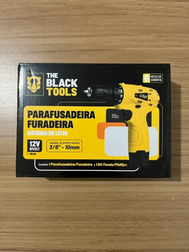 PARAFUSADEIRA/FURADEIRA NOVA