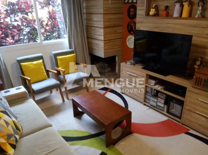 Casa em condomínio com 149,00m², 4 dormitórios e 2 vagas à venda no bairro São Sebastião,