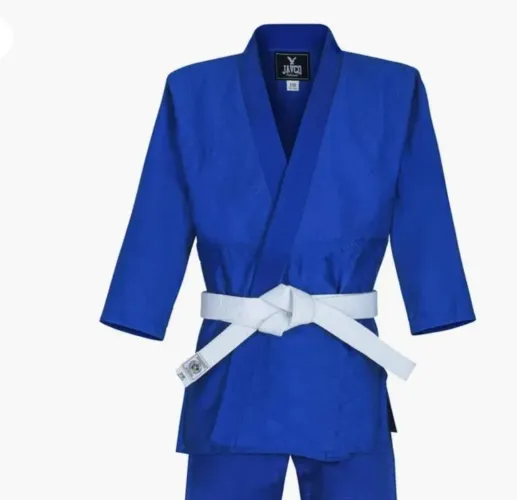 Kimono com faixa