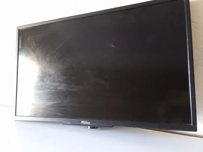 Tv para tirar peças