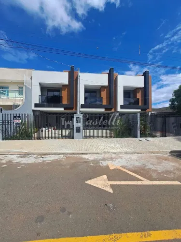 Sobrado para locação, no Bairro Oficinas, PONTA GROSSA - PR