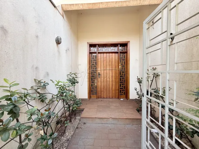 Casa de 598 m² com 05 quartos para locação e venda - Jardim Canadá