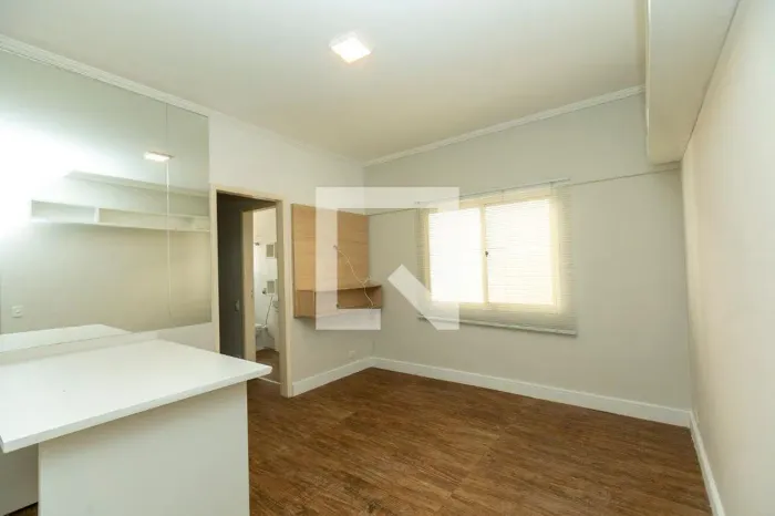 APARTAMENTO RESIDENTIAL em Campinas - São Paulo, Cambuí