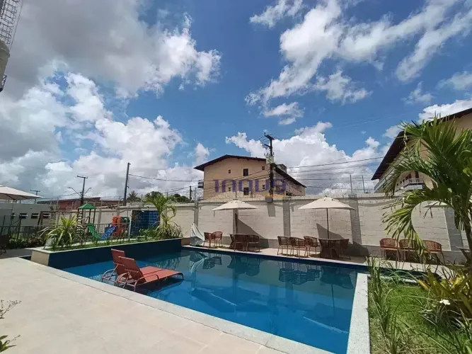 Apartamento com 2 dormitórios para alugar, 38 m² por R$ 1.325,92/mês - Bom Jardim - Fortal