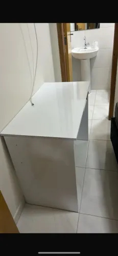 Mesinha branca