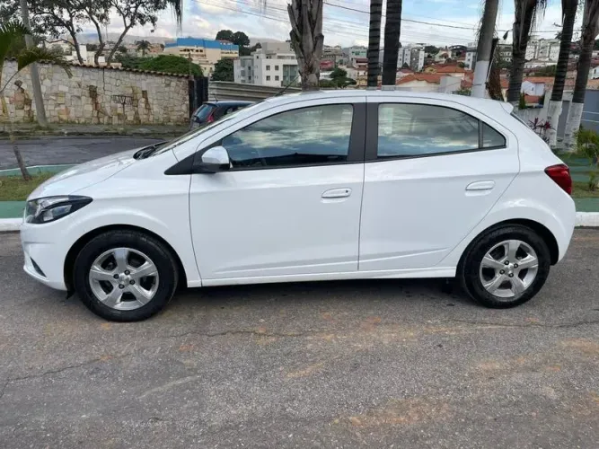Chevrolet Onix Hatch LT 1.4 8V Flex Power Mec. 4P 2019