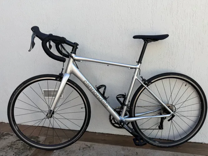 Bicicleta Cannondale Caad Optimo 4 Claris 16v Cor Prata Tamanho Do Quadro 56