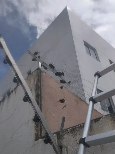 Manutenção Cerca Elétrica.