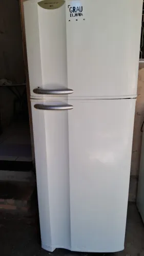 Geladeira Electrolux frost freezer DF 34