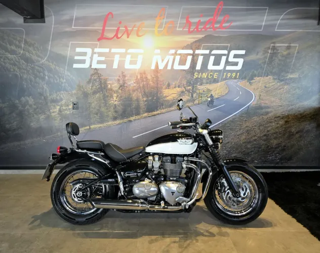 TRIUMPH SPEED MASTER 1200