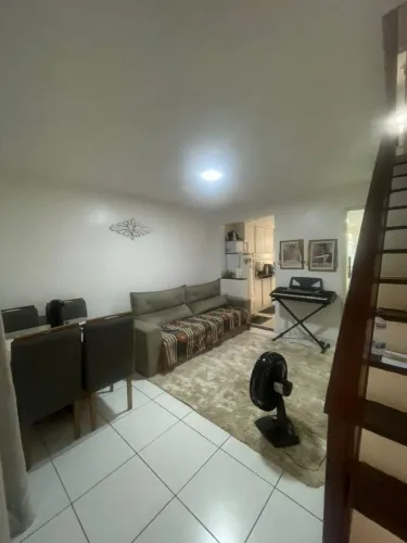 Casa em Condomínio com 3 quartos na Praia dos Anjos